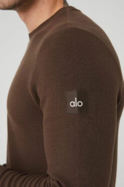 Micro Waffle Fast Break Long Sleeve Tee - Espresso -Alo Yoga Shop M3200R 04064 b1 s3 a4 1 m108
