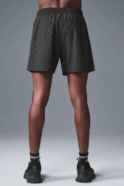 7'' Diamond Circuit Short - Anthracite/Black 6 7'' Diamond Circuit Short - Anthracite/Black -Alo Yoga Shop M6125R 00282 b1 s1 a3 1 m221