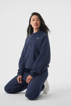 Accolade Hoodie - Navy 9 Accolade Hoodie - Navy -Alo Yoga Shop U3032RG 03842 b1 s1 a3 1 m54 9cdceaa1 ab77 46fc 9d62 2ab2907523f9