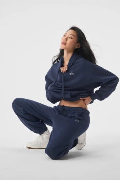 Accolade Hoodie - Navy 10 Accolade Hoodie - Navy -Alo Yoga Shop U3032RG 03842 b1 s1 a4 1 m54 cfac3123 8397 4545 8420 6e7f6fef7241