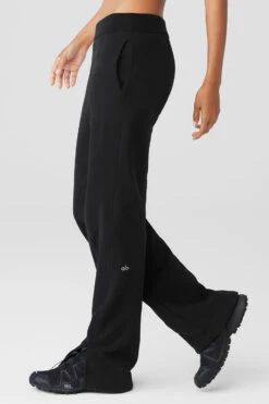 High-Waist Free Time Straight Leg Sweatpant - Black 7 High-Waist Free Time Straight Leg Sweatpant - Black -Alo Yoga Shop W51203R 01 b1 s1 a2 1 m18 b16053ab 8c0b 4830 8b52 61e796b4b7ea