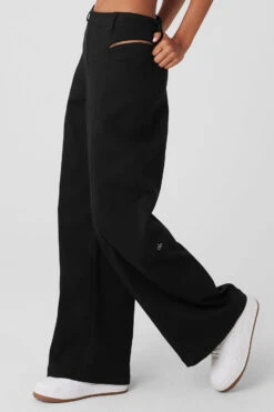 High-Waist Risk Taker Trouser - Black -Alo Yoga Shop W51338R 01 b1 s1 a2 1 m18