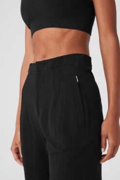 High-Waist On Point Moto Trouser - Black -Alo Yoga Shop W51341R 01 b1 s1 a4 1 m18