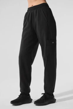 Polar Fleece Wintry Mix Pant - Black -Alo Yoga Shop W51374R 01 b1 s1 a3 1 m174