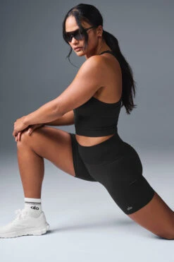 5" Seamless Ribbed Favorite Short - Black -Alo Yoga Shop W6290R 01 b1 s1 a4 m196