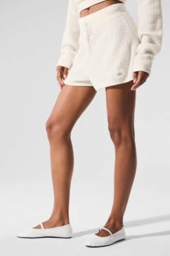 Cashmere High-Waist Plush Waffle Short - Ivory 7 Cashmere High-Waist Plush Waffle Short - Ivory -Alo Yoga Shop W6342R 03299 b1 s1 a3 1 m76